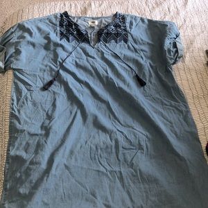 Short sleeve Old Navy thin denim dress.